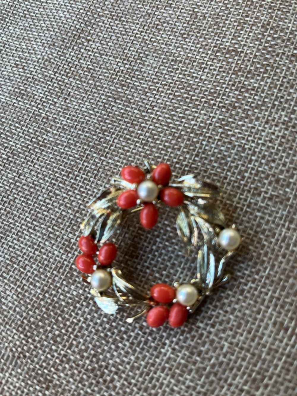 Vintage Gold-Tone Wreath Brooch with coral cabochons  & FX Pearl Accents